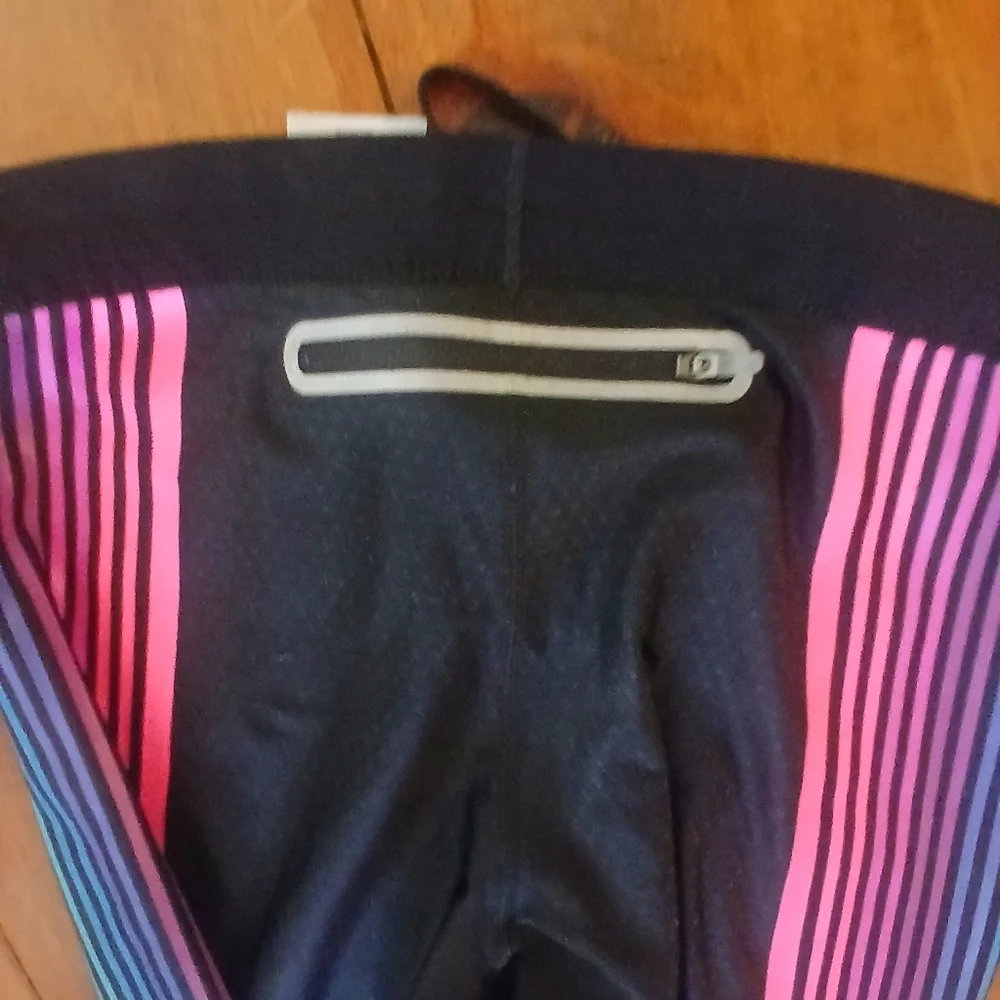 Nike  Dri-Fit Running Leggings Sz Medium Colorful.